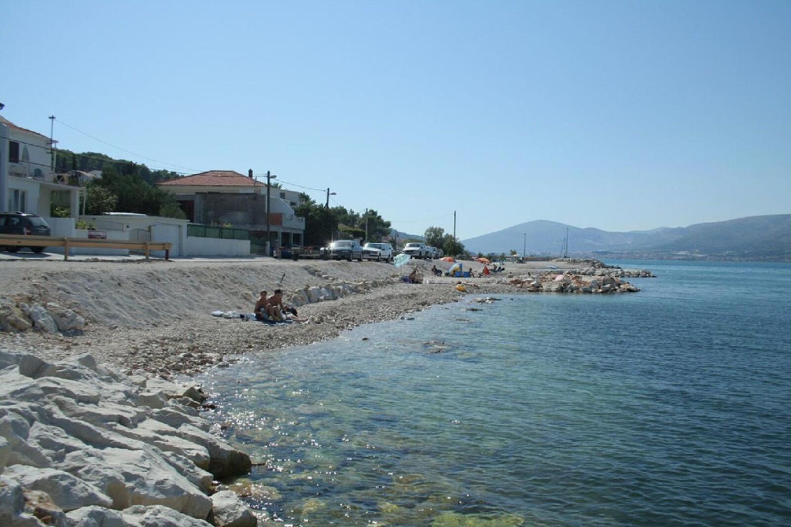 Apartment Andja - 5 M From The Beach Trogir Exterior photo